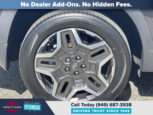Certified 2023 Hyundai Santa Fe SEL Premium AWD/4WD image 11