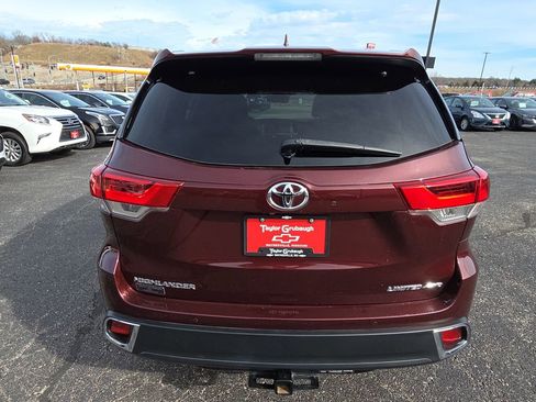 Used 2019 Toyota Highlander Limited Platinum image 7