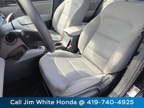 Used 2018 Hyundai Elantra SEL FWD image 23