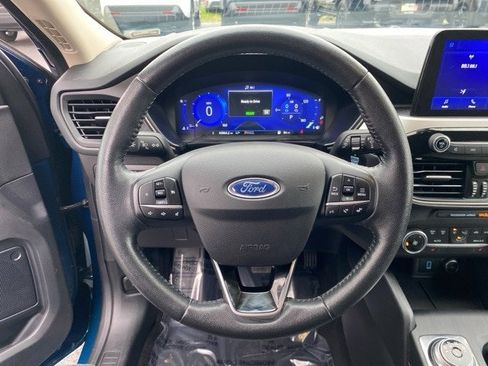 Used 2020 Ford Escape SE Sport image 21