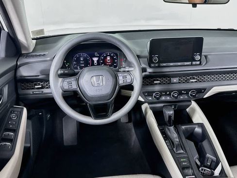 Used 2023 Honda Accord EX image 13