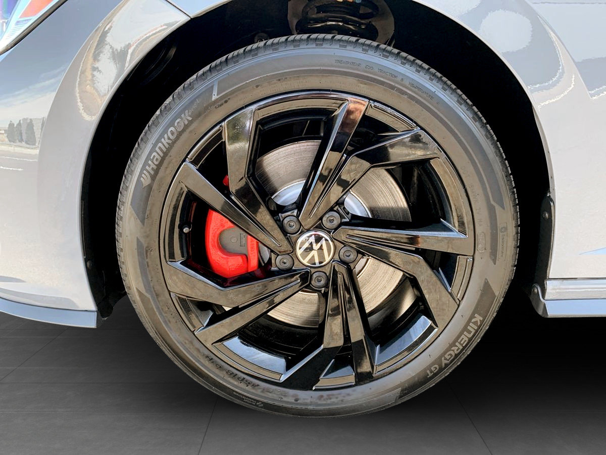 Used 2024 Volkswagen Jetta GLI Autobahn FWD image 10