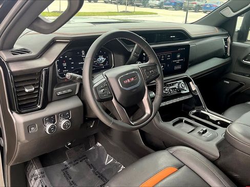 Used 2024 GMC Sierra 2500 AT4 w/ AT4 Premium Plus Package AWD/4WD image 16
