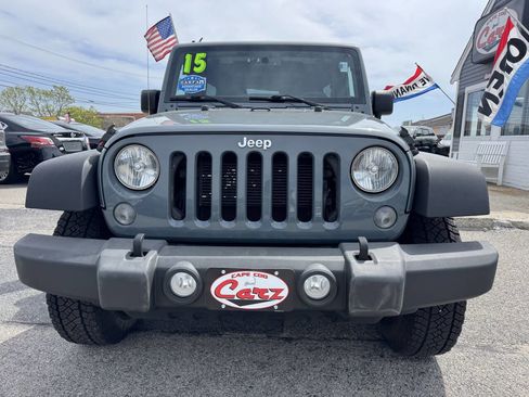 Used 2015 Jeep Wrangler Unlimited Sport w/ Quick Order Package 24S AWD/4WD image 2