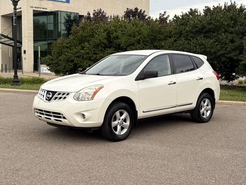 Used 2012 Nissan Rogue S w/ Special Edition Pkg AWD/4WD image 4