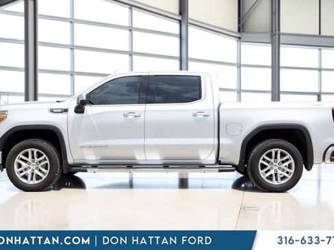 Used 2021 GMC Sierra 1500 SLT w/ SLT Convenience Package AWD/4WD image 2