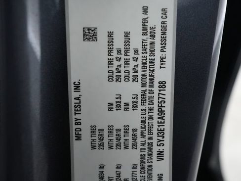 Used 2023 Tesla Model 3 Standard Range RWD image 26