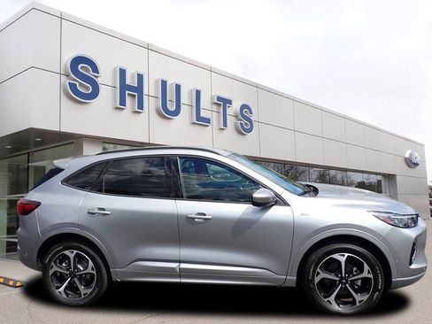 Certified 2023 Ford Escape ST-Line Elite w/ Premium Technology Package image 4