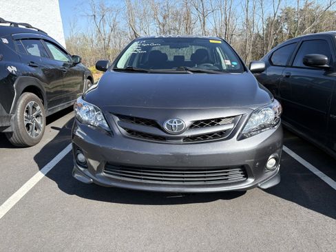 Used 2012 Toyota Corolla S image 2