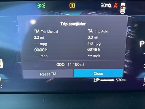 Certified 2025 Volvo XC90 B6 Plus image 21