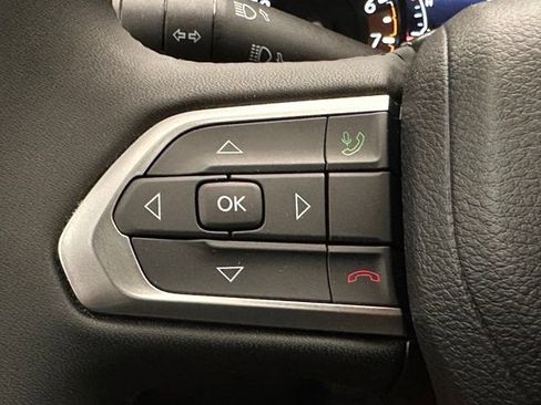 Used 2023 Jeep Compass Latitude AWD/4WD image 10