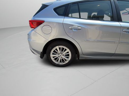 Used 2018 Subaru Impreza 2.0i Premium AWD/4WD image 31