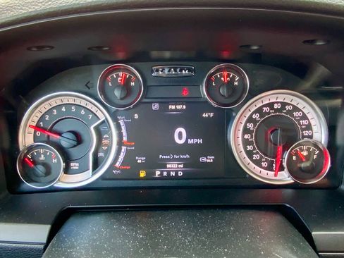 Used 2018 RAM 1500 Laramie image 38