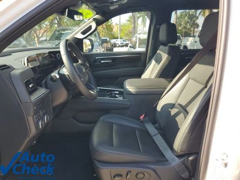 Used 2025 Chevrolet Tahoe LT AWD/4WD image 19
