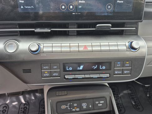 Certified 2024 Hyundai Kona Limited AWD/4WD image 27