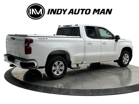 Used 2020 Chevrolet Silverado 1500 LT w/ Convenience Package image 4