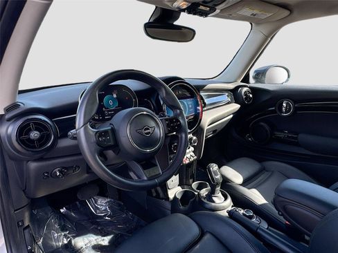 Used 2024 MINI Cooper S image 9