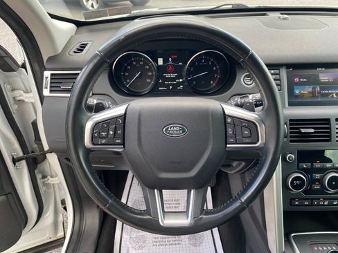 Used 2017 Land Rover Discovery Sport HSE AWD/4WD image 13