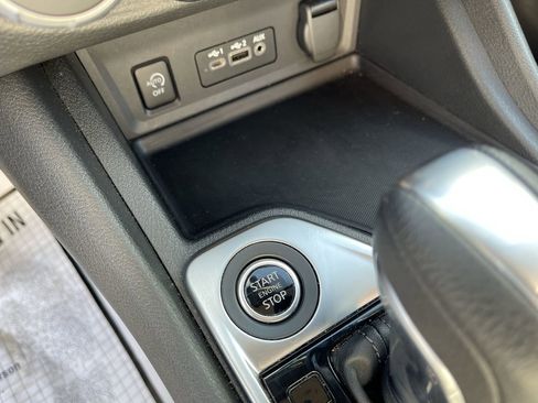 Used 2024 Nissan Sentra SV image 16