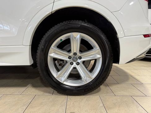 Used 2019 Audi Q8 Premium w/ Convenience Package image 25