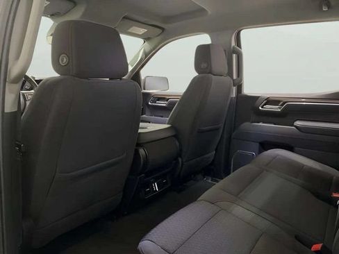 Used 2025 Chevrolet Silverado 1500 LT AWD/4WD image 56