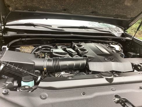 Used 2023 Toyota 4Runner TRD Off-Road Premium w/ Off Road Premium Plus Package image 23