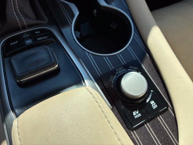 Used 2016 Lexus RX 450h AWD w/ Luxury Package image 29