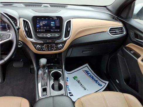 Used 2022 Chevrolet Equinox Premier AWD/4WD image 15
