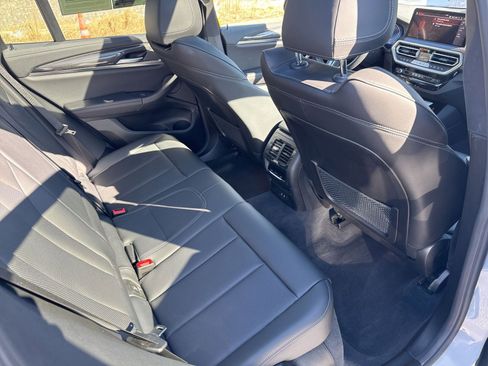 Used 2024 BMW X3 M40i image 32