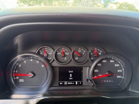 Used 2019 Chevrolet Silverado 1500 Custom image 22