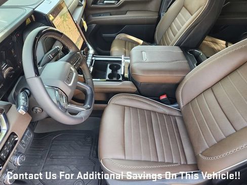 New 2026 GMC Yukon XL Denali Ultimate w/ LPO, Floor Liner Package AWD/4WD image 9