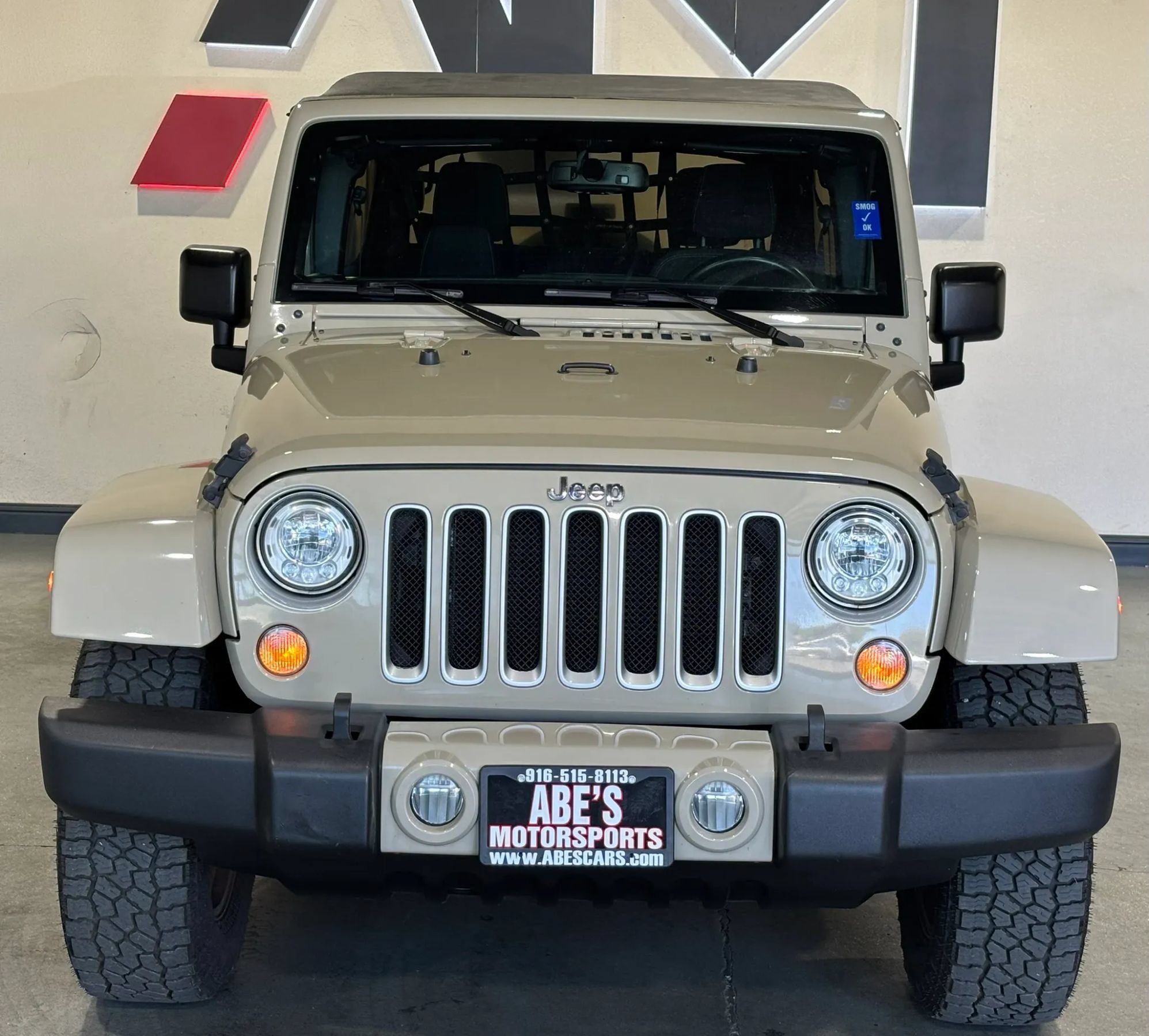 Used 2017 Jeep Wrangler Unlimited Sahara w/ Max Tow Package AWD/4WD image 2