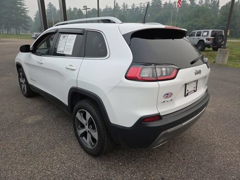 Used 2019 Jeep Cherokee Limited AWD/4WD image 22