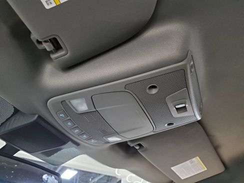 Used 2019 Ford F150 Lariat RWD image 35