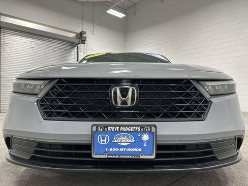Used 2024 Honda Accord Sport image 10