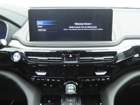 Used 2026 Acura MDX FWD w/ Technology Package image 14