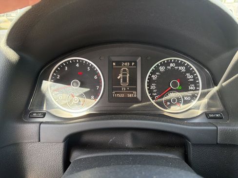 Used 2017 Volkswagen Tiguan Wolfsburg Edition image 8