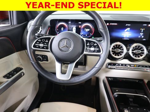 Used 2022 Mercedes-Benz GLB 250 4MATIC image 29