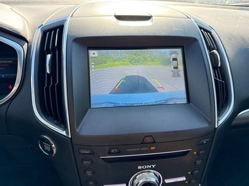 Used 2017 Ford Edge Titanium w/ Equipment Group 302A AWD/4WD image 14