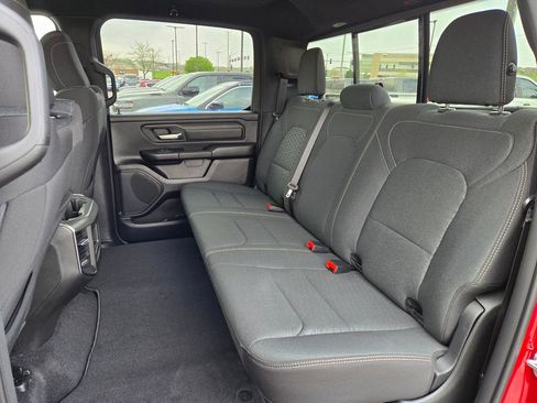 New 2026 RAM 1500 Express AWD/4WD image 26