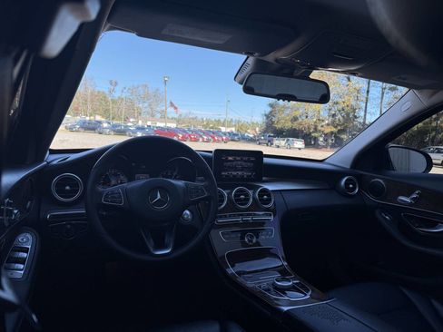 Used 2017 Mercedes-Benz C 300 Sedan image 13