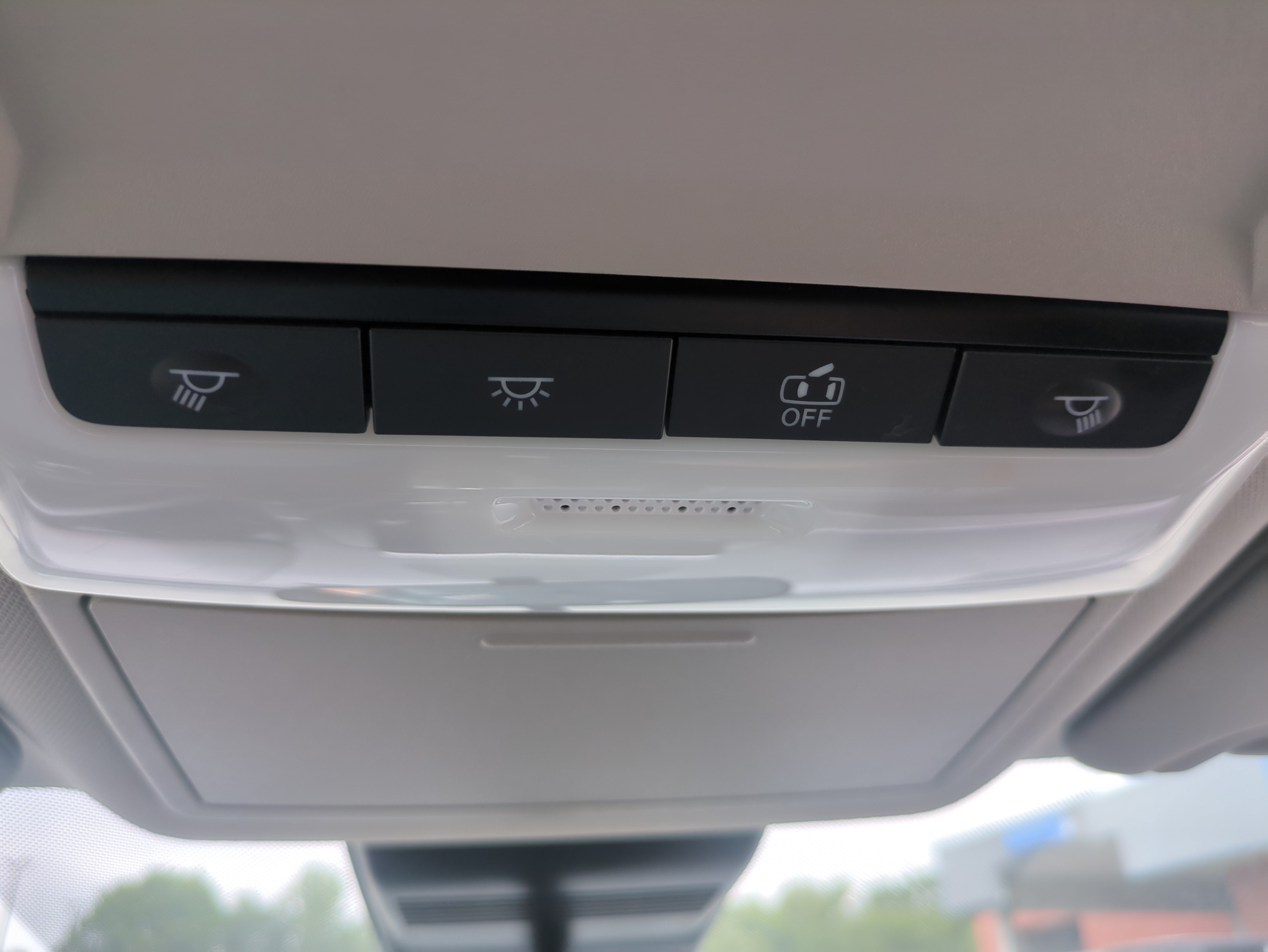 Used 2024 Nissan Altima 2.5 SR FWD image 17