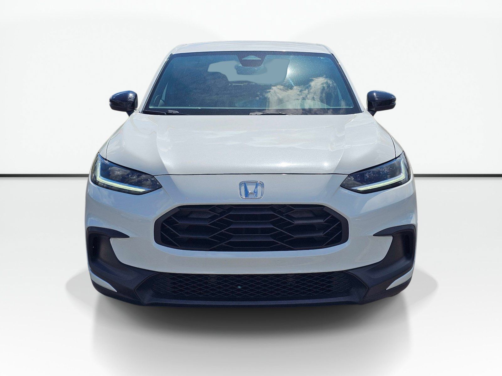 Used 2023 Honda HR-V Sport image 2