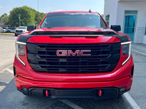 Used 2025 GMC Sierra 1500 Elevation w/ X31 Off-Road Package AWD/4WD image 5