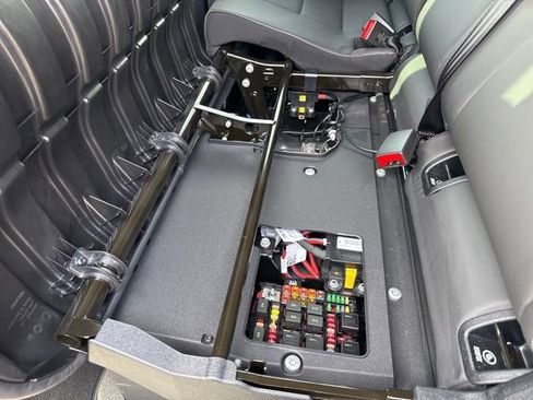 Used 2024 INEOS Grenadier Fieldmaster Edition AWD/4WD image 29