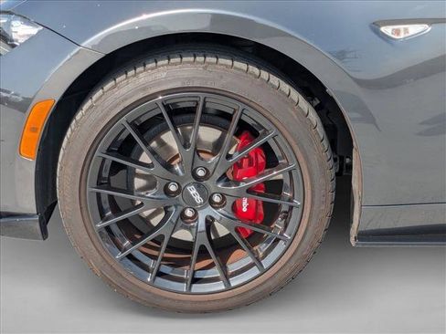 Used 2022 MAZDA MX-5 Miata Club RWD image 18