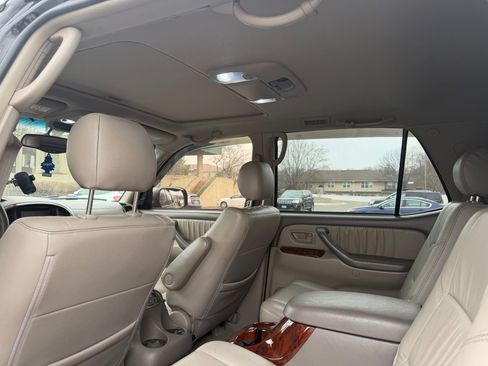 Used 2006 Toyota Sequoia Limited image 9