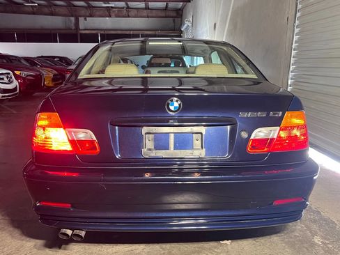 Used 2002 BMW 325Ci 325Ci Coupe 2D image 10