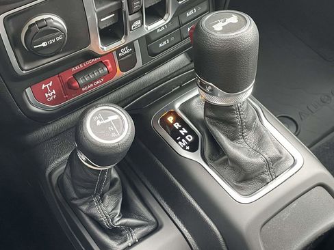 New 2026 Jeep Wrangler Unlimited Sport AWD/4WD image 29