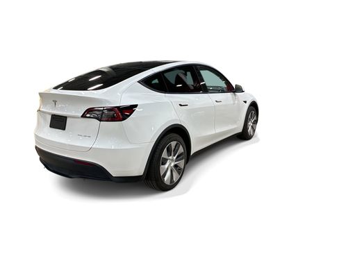 Certified 2023 Tesla Model Y Long Range AWD/4WD image 6